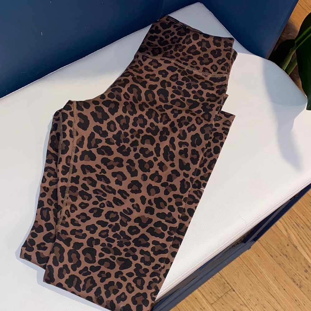 Nike‎ Women’s Dri-Fit Leopard Print Leggings